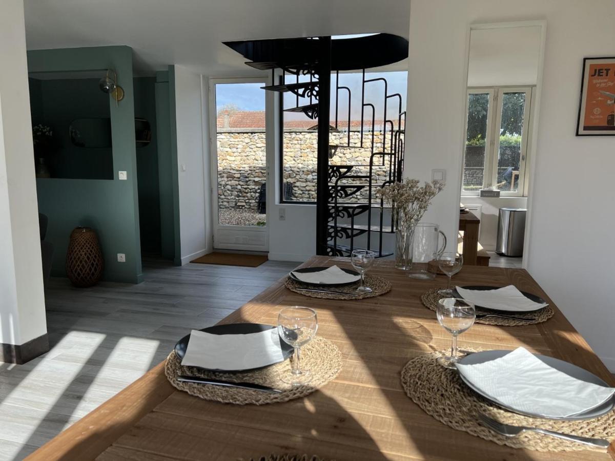 Maison De Campagne Entierement Climatisee Avec Grand Jardin Vila Pressagny-lʼOrgeuilleux Exterior foto